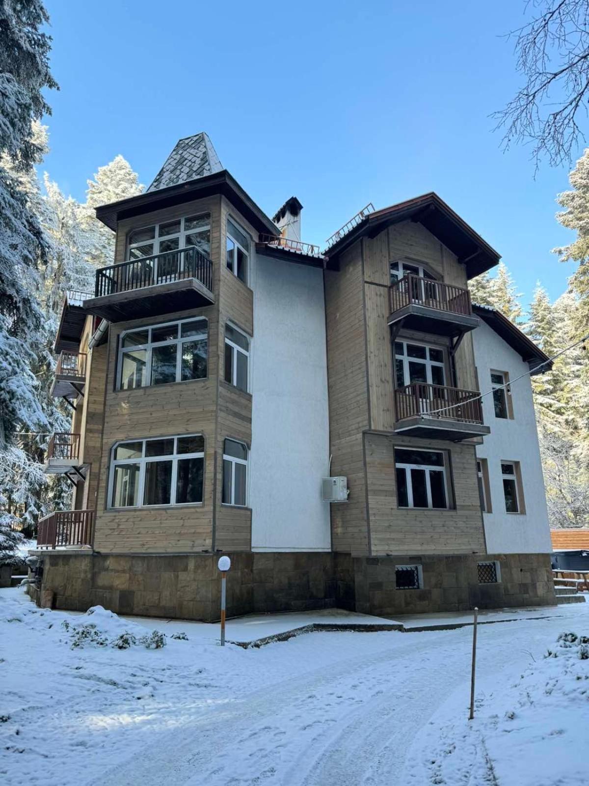The Forest Villa Borowez Exterior foto